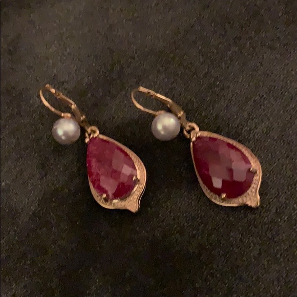 Stunning Drop Dead Ruby Earrings w pearls